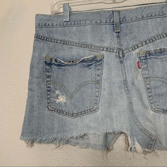 Levi distressed jean skirt size 11 - Picture 5 of 10